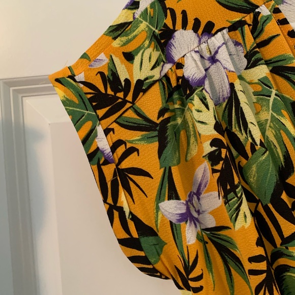 ❌SOLD 🍋3 for$20NWT Full Circle tropical jumpsuit - Picture 4 of 9